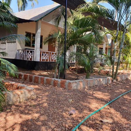 Saxony Village Resort Agonda Dış mekan fotoğraf